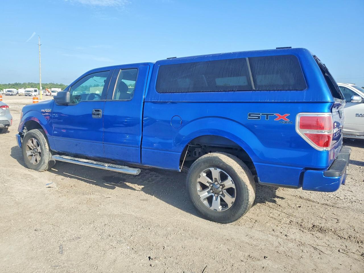 2013 Ford F150 Super Cab - Image 2