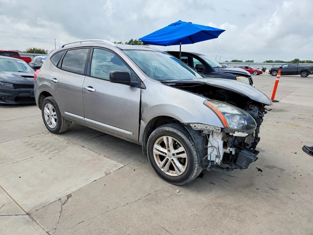 2015 Nissan Rogue Select S - Image 4