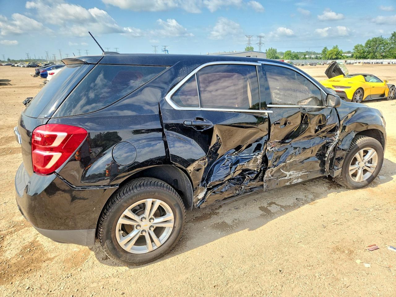 2017 Chevrolet Equinox Ls - Фото 3