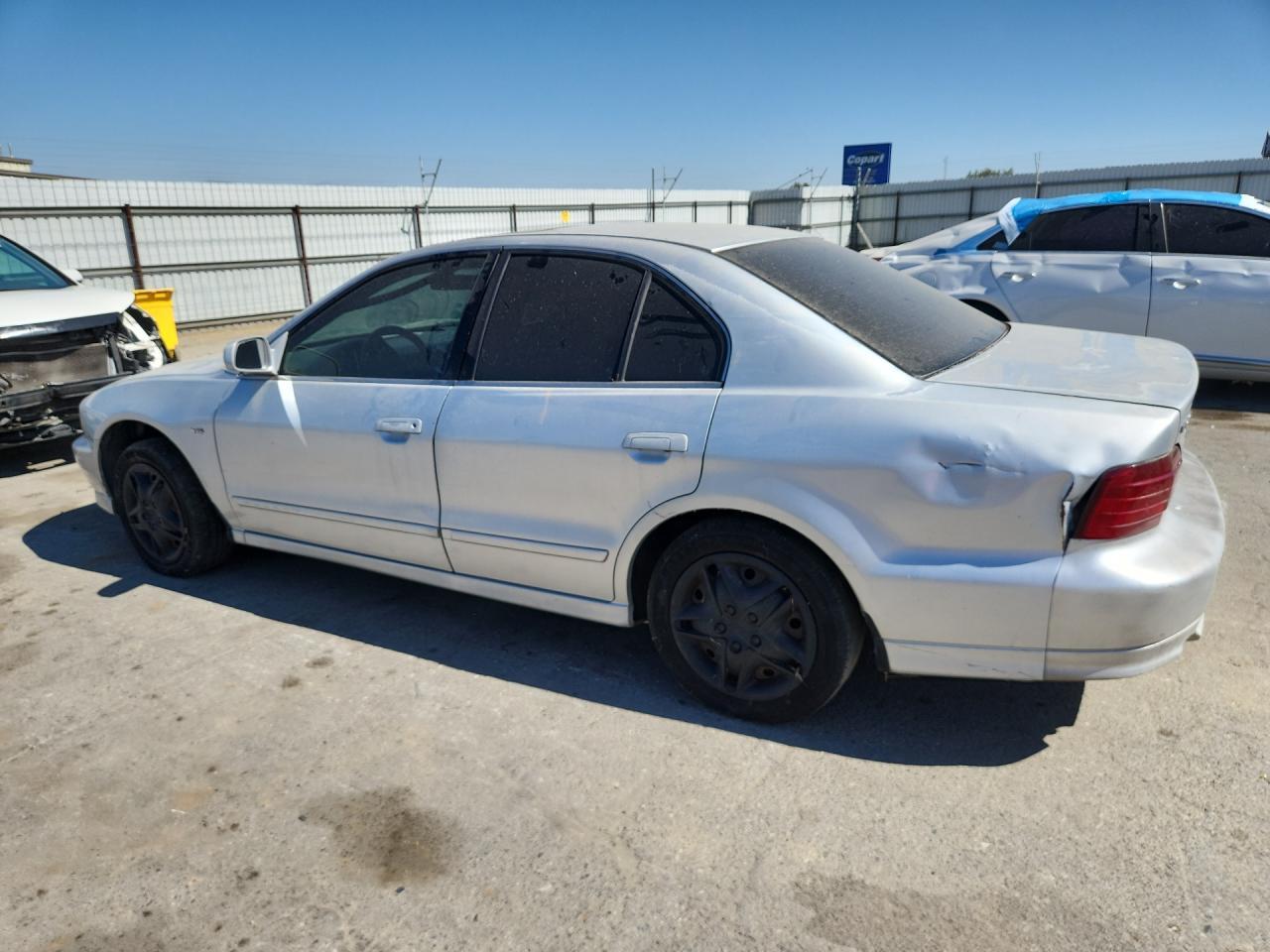 2001 Mitsubishi Galant Es - Image 2