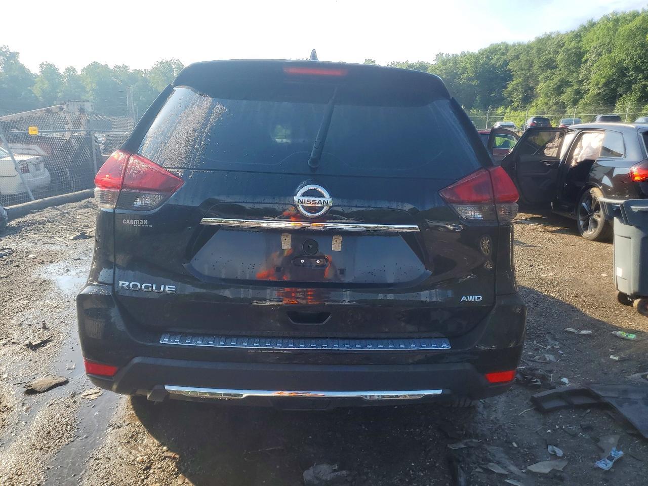 2019 Nissan Rogue S - Фото 6