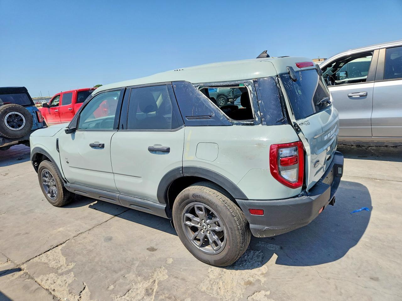 2024 Ford Bronco Sport Big Bend - Image 2