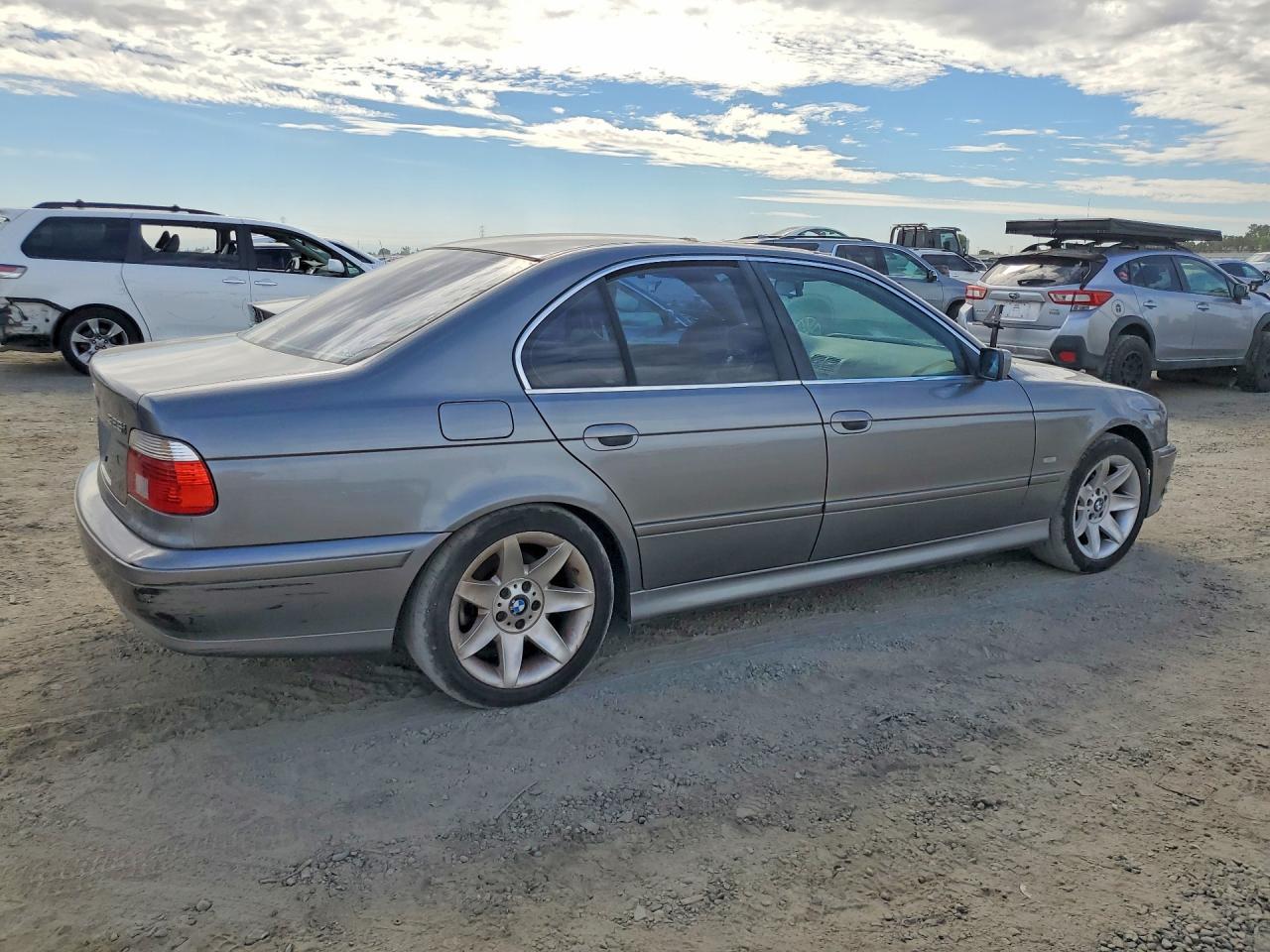 2002 BMW 525 I Automatic - Фото 3