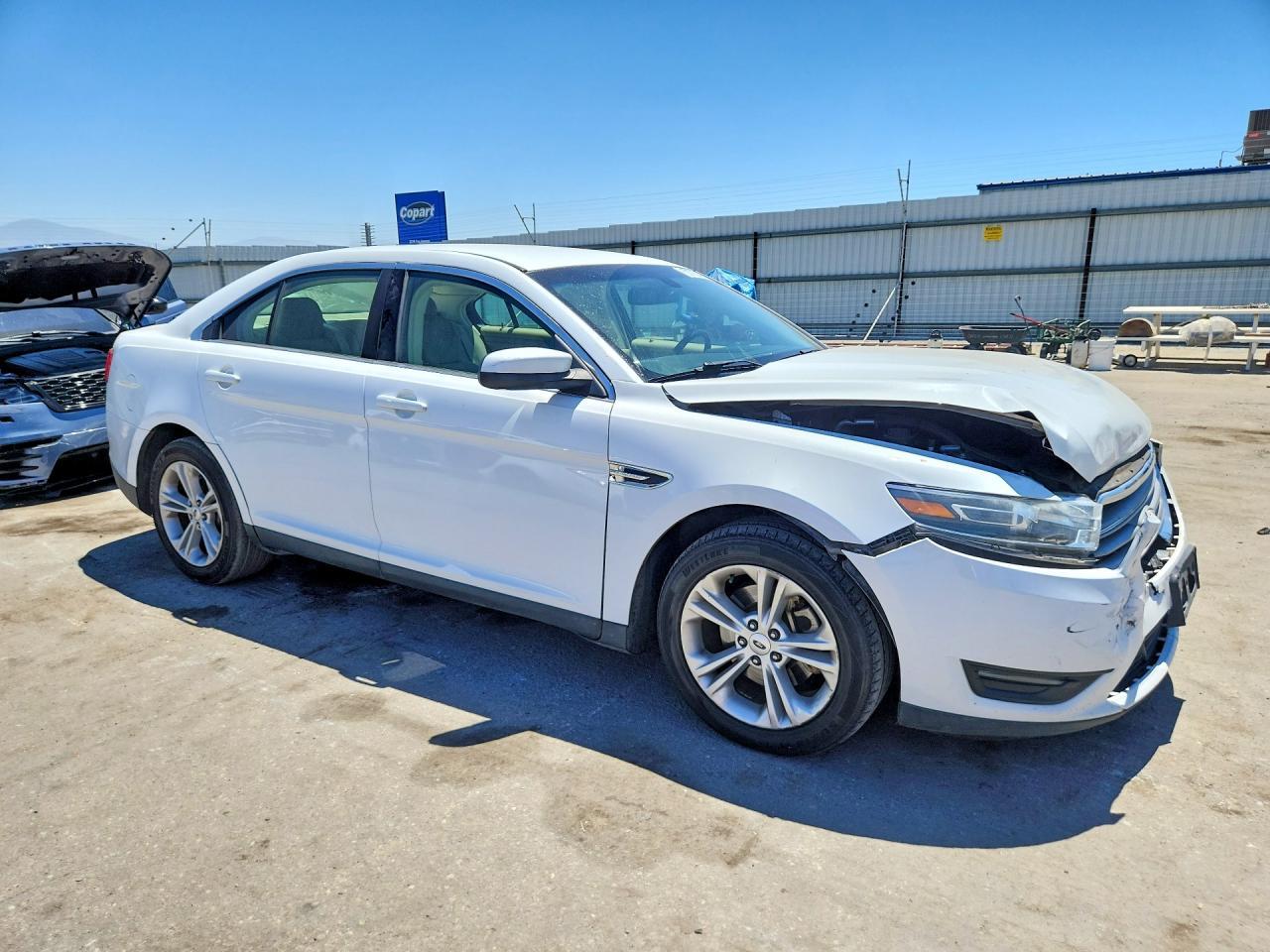 2015 Ford Taurus Sel - Фото 4