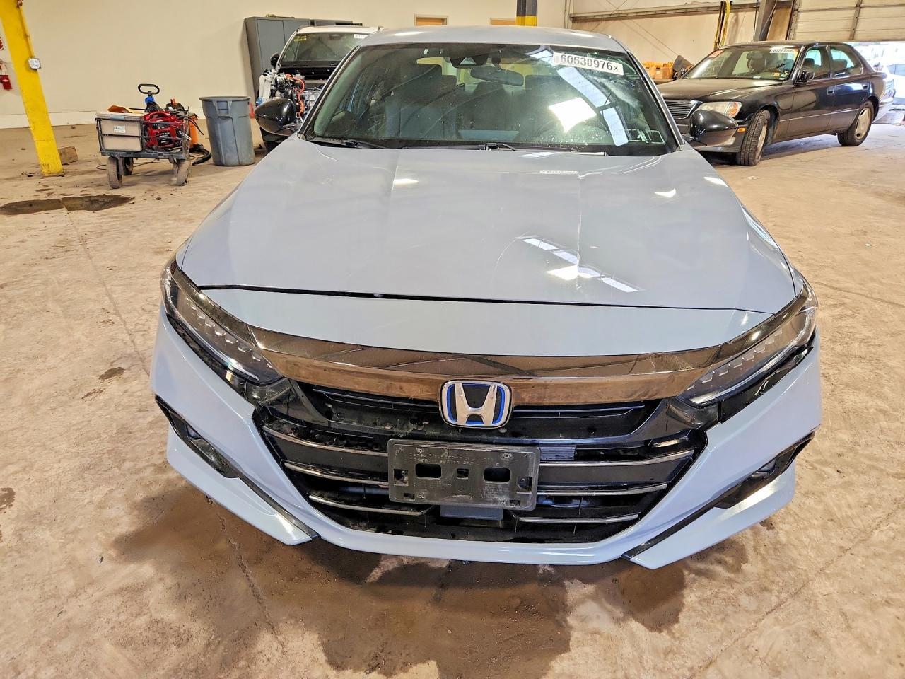 2022 Honda Accord Hybrid Sport - Image 5
