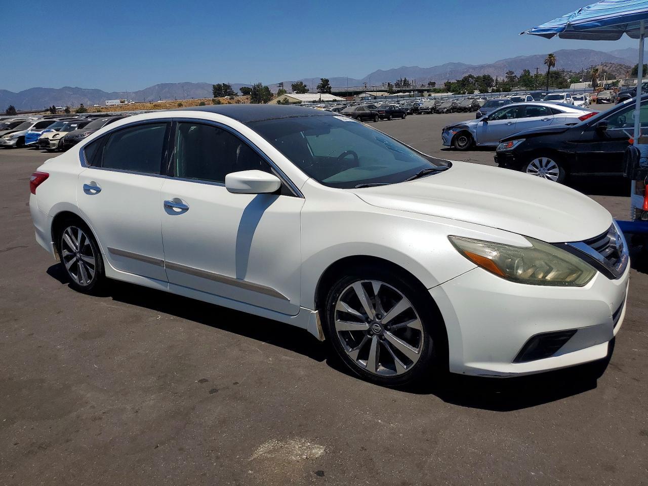 2016 Nissan Altima 2.5 Sr - Фото 4