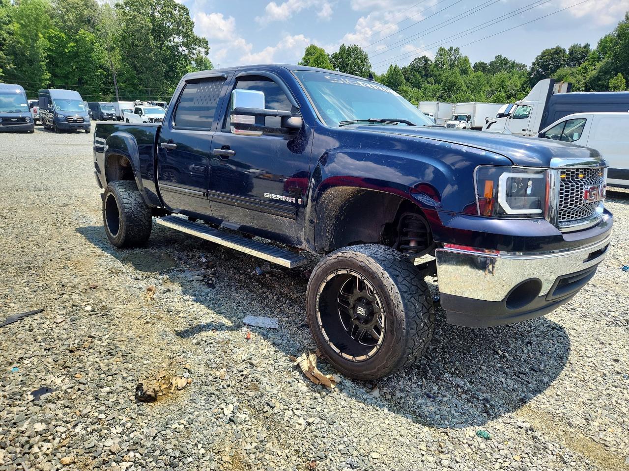 2008 GMC Sierra C1500 - Image 4