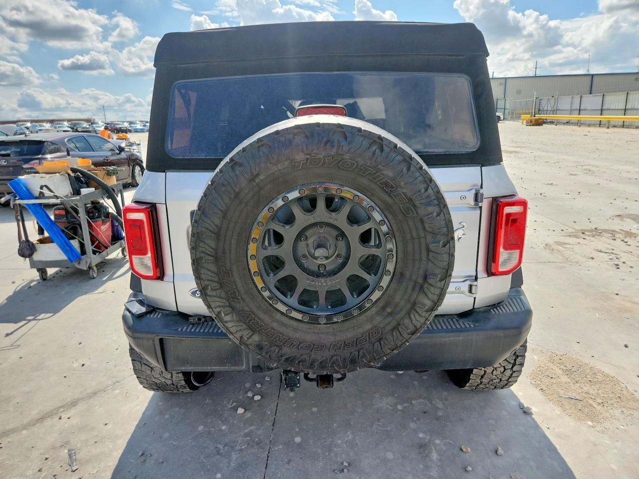 2023 Ford Bronco Base - Фото 6
