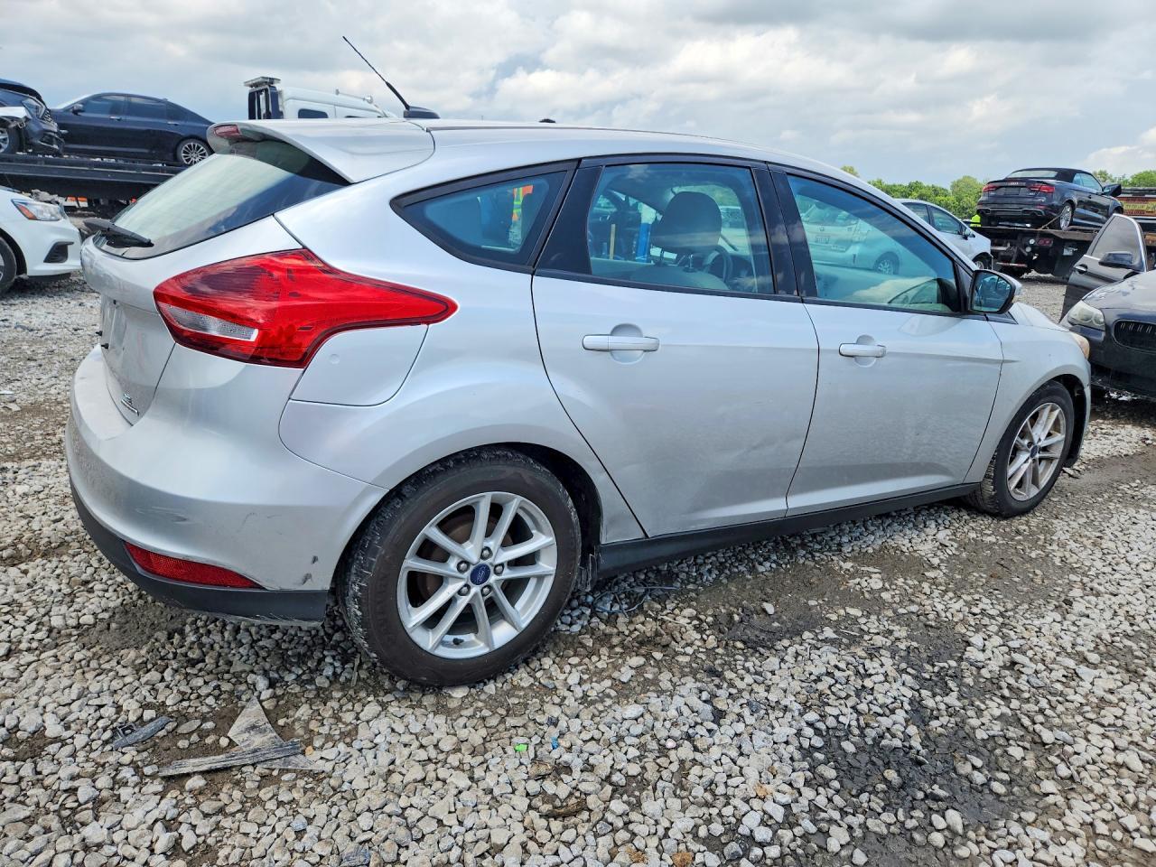 2016 Ford Focus Se - Фото 3