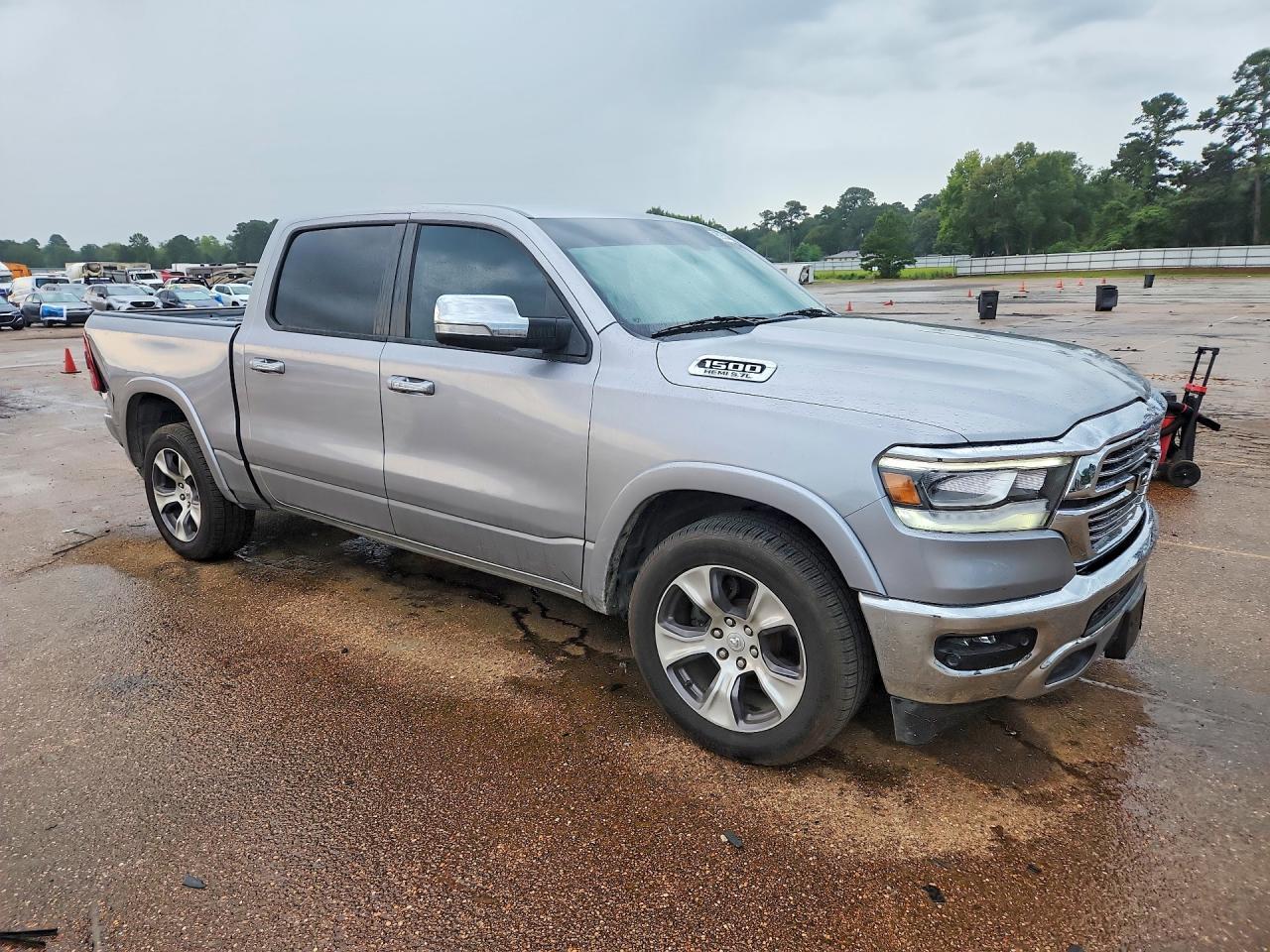 2019 Ram 1500 Laramie - Фото 4