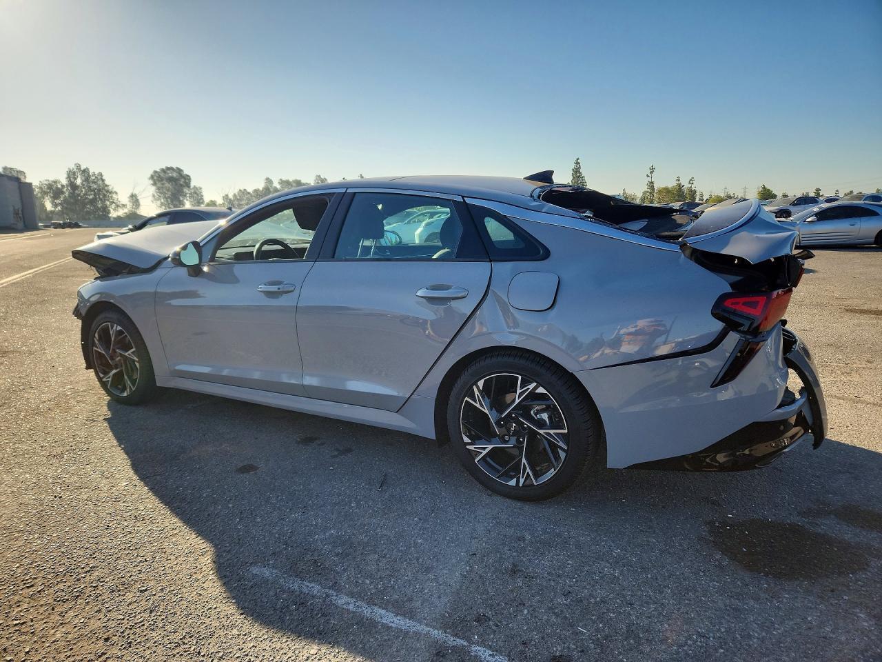 2025 Kia K5 Gt Line - Фото 2