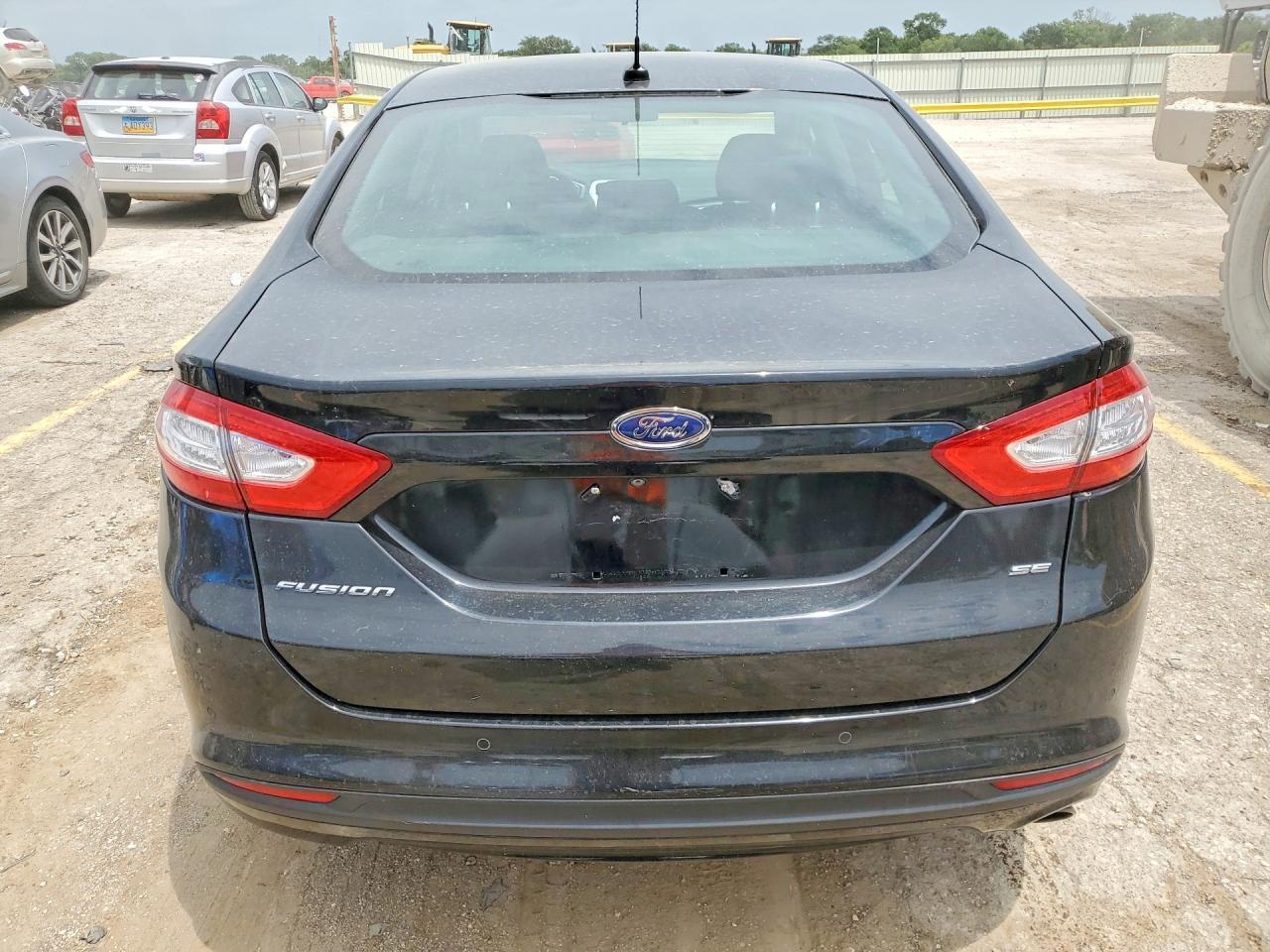 2016 Ford Fusion Se - Image 6