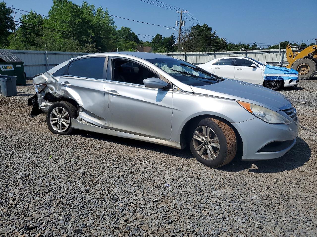 2014 Hyundai Sonata Gls - Image 4