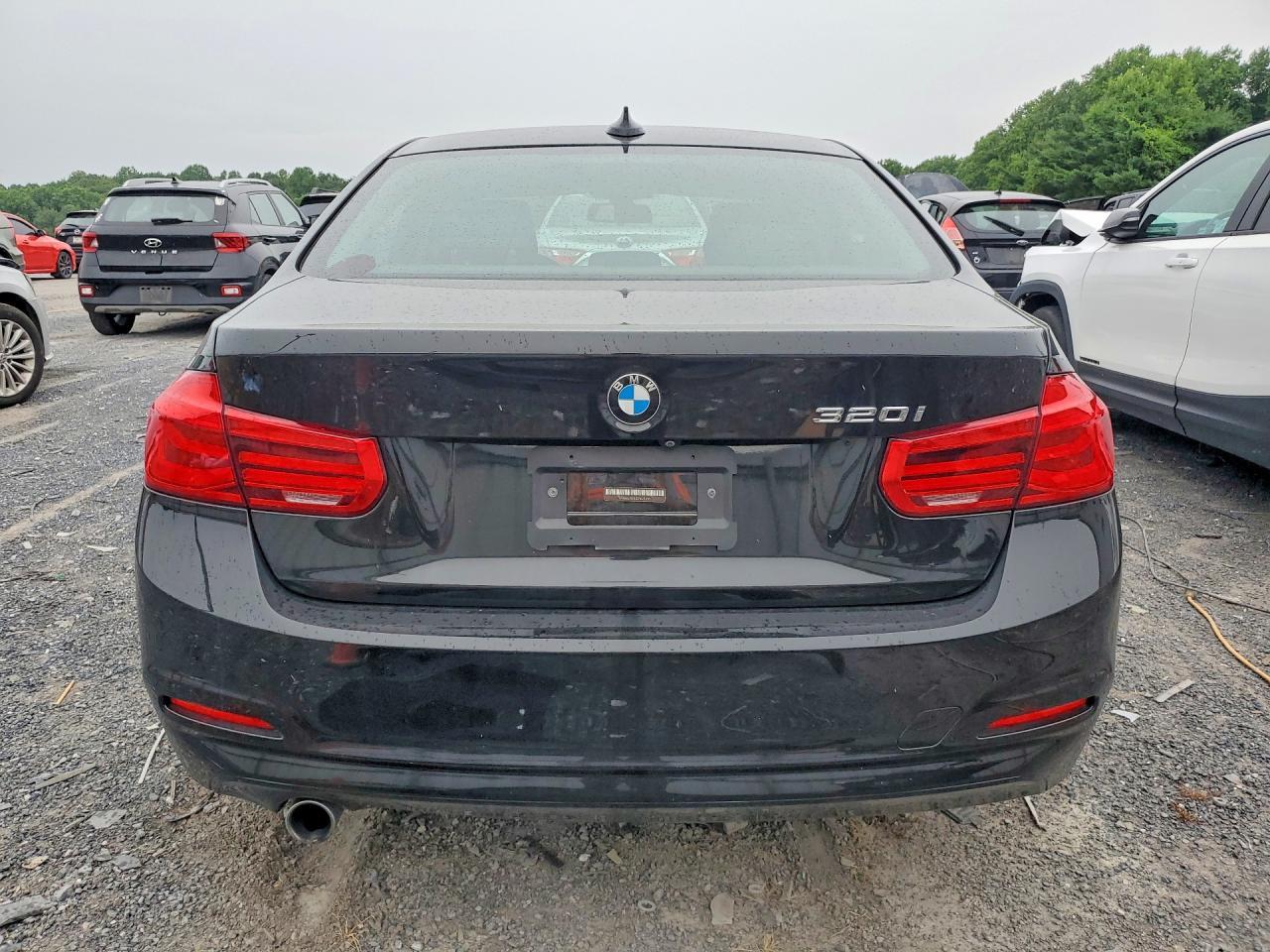 2018 BMW 320 I - Image 6