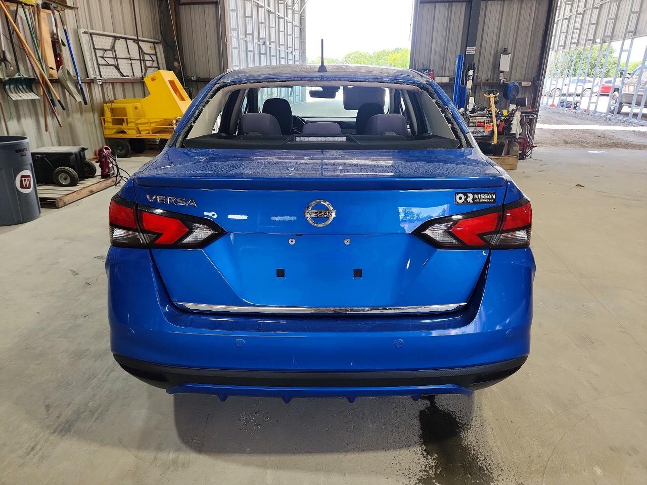 2022 Nissan Versa S - Фото 6