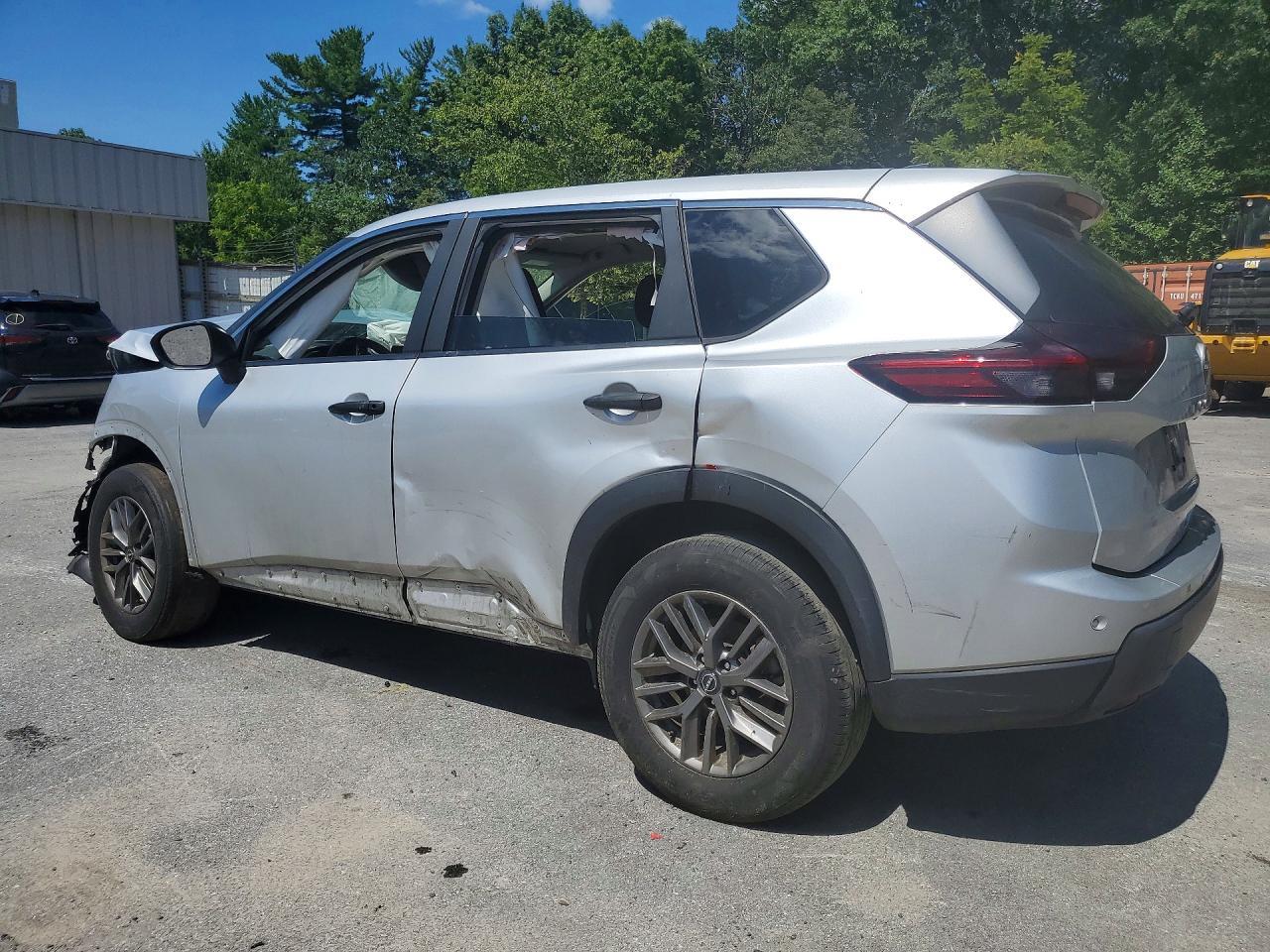 2024 Nissan Rogue S - Фото 2