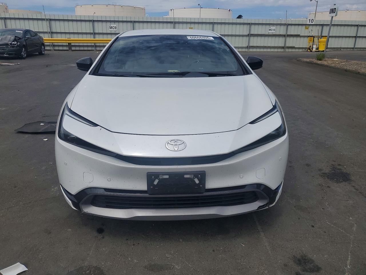 2023 Toyota Prius Xle - Фото 5