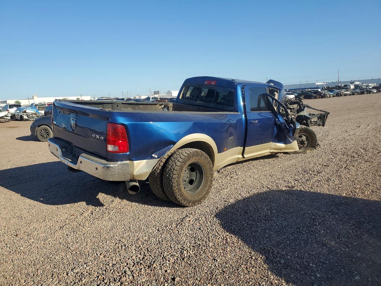 2011 Dodge Ram 3500 - Фото 3