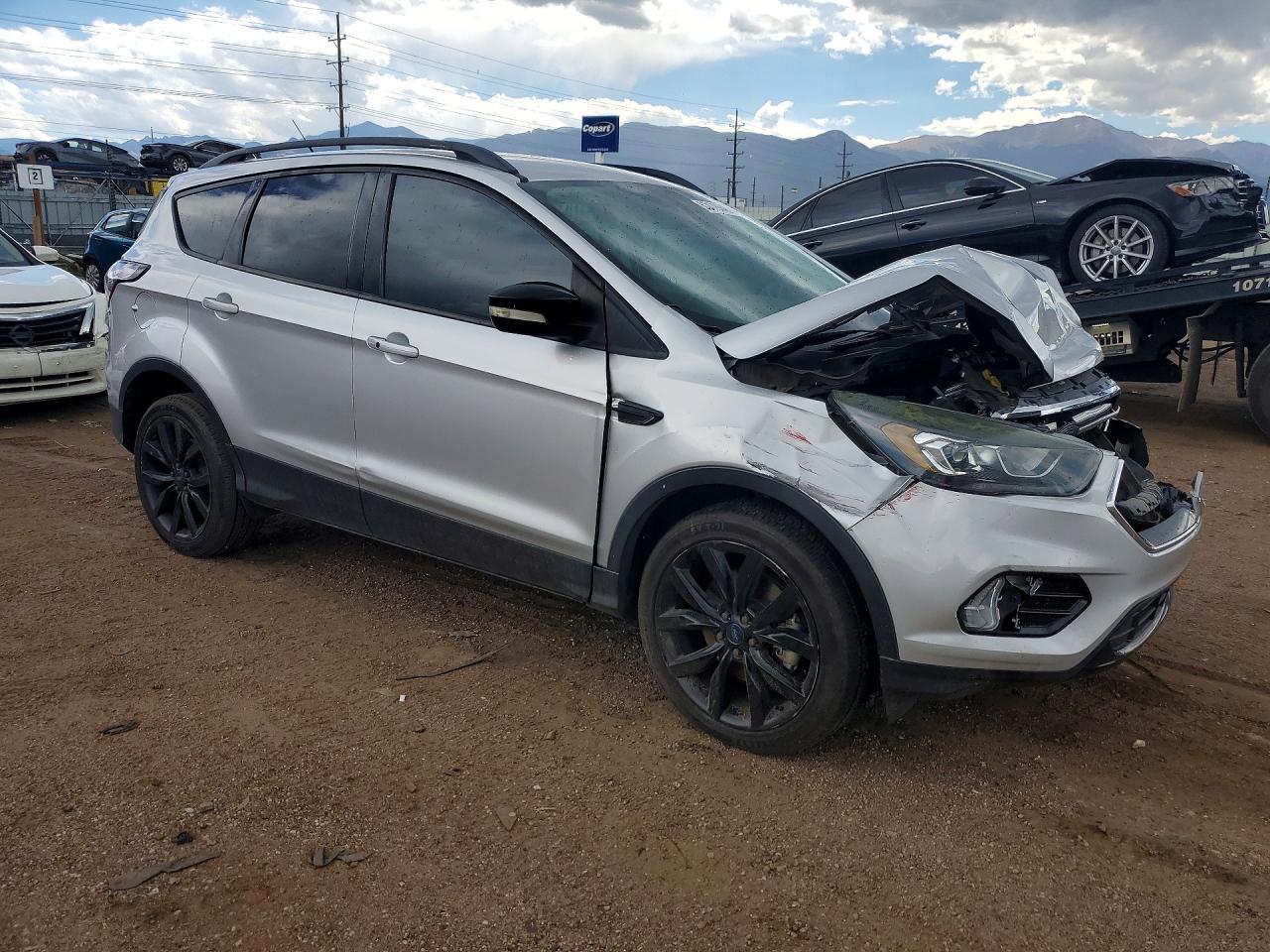 2017 Ford Escape Titanium - Фото 4