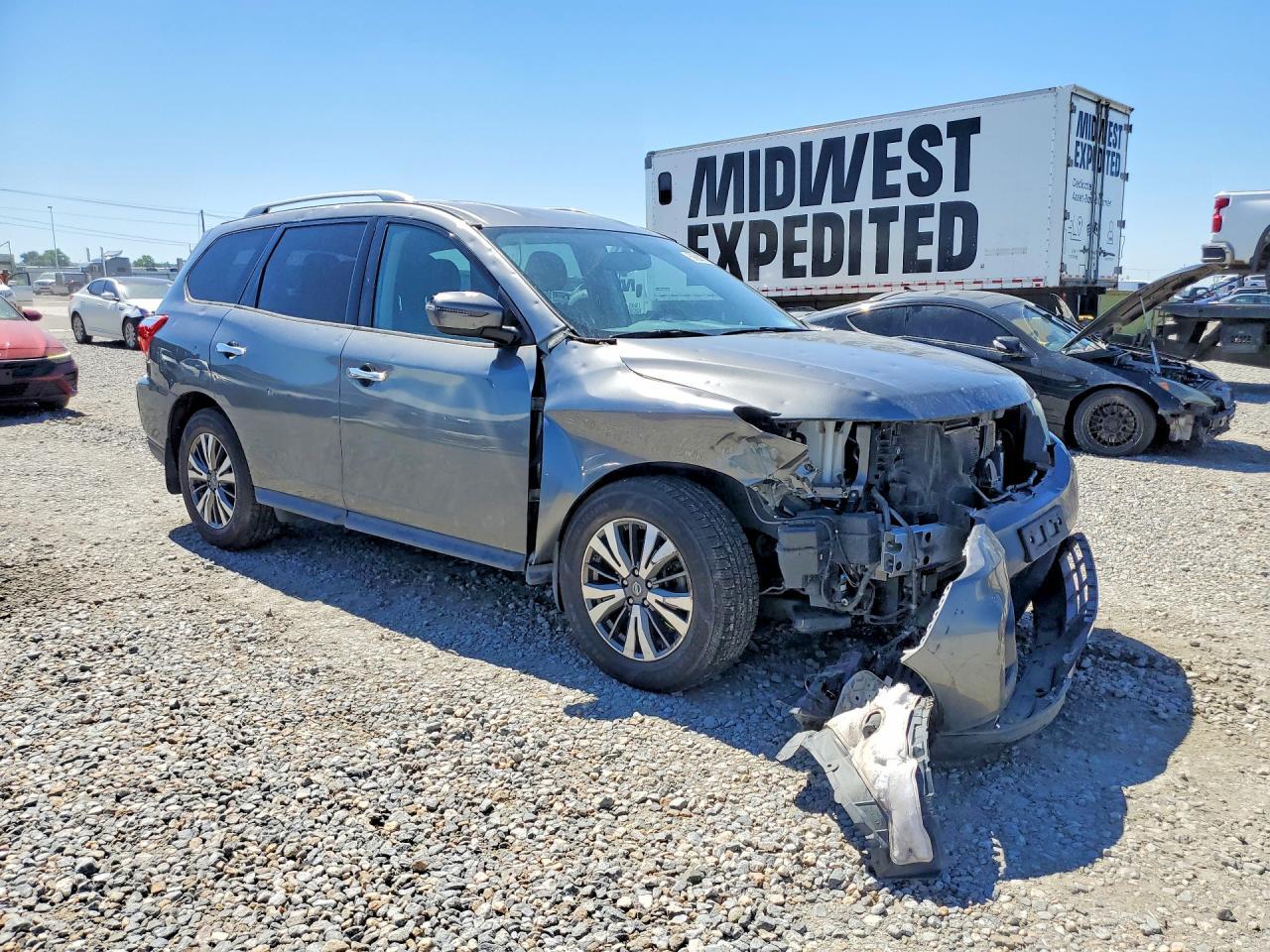 2019 Nissan Pathfinder Sv - Фото 4
