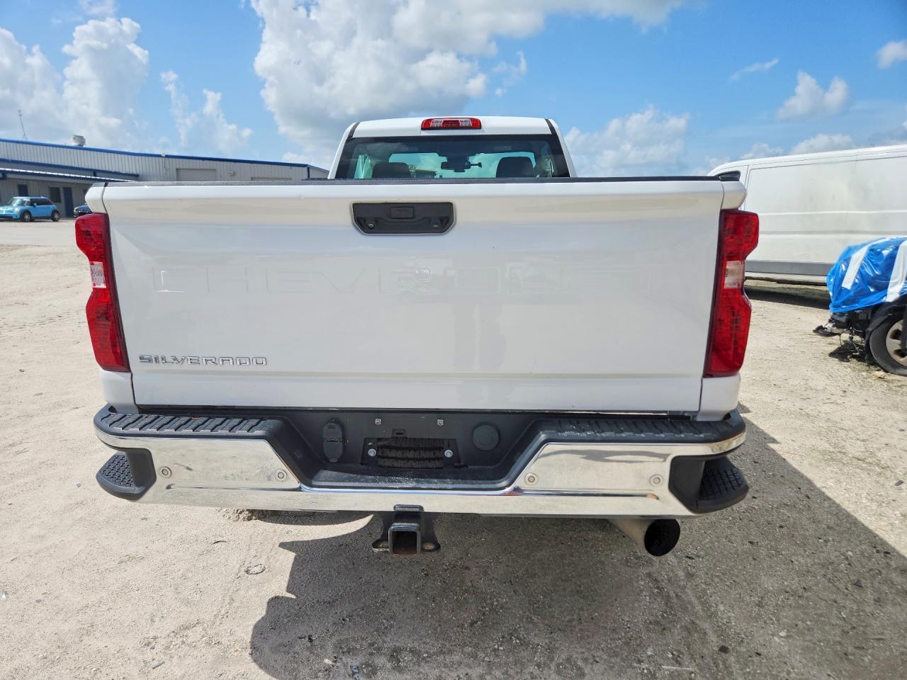 2024 Chevrolet Silverado C2500 Heavy Duty - Image 6