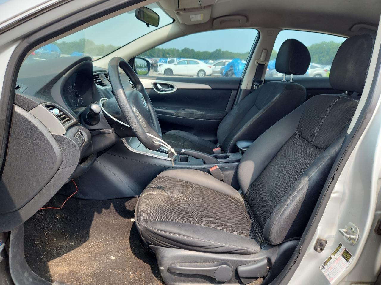 2015 Nissan Sentra S - Image 7