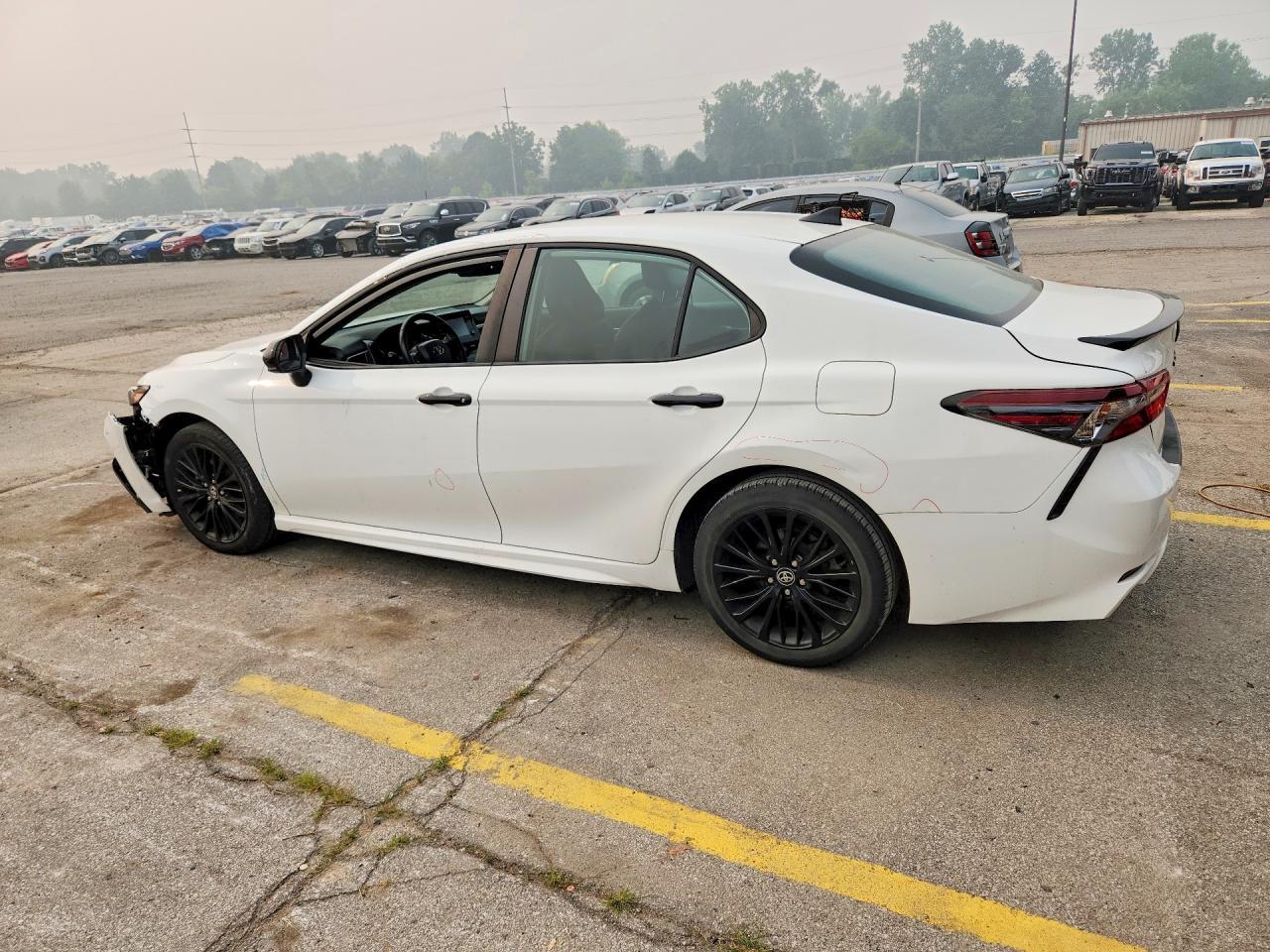 2021 Toyota Camry Se Nightshade - Фото 2
