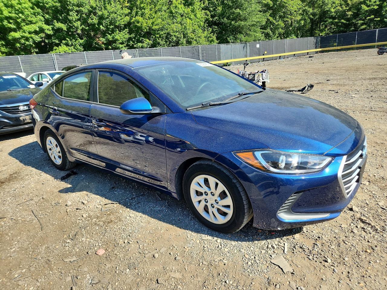 2018 Hyundai Elantra Se - Image 4