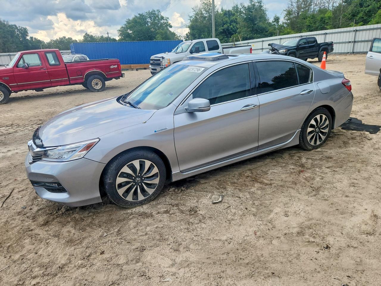 2017 Honda Accord Touring Hybrid