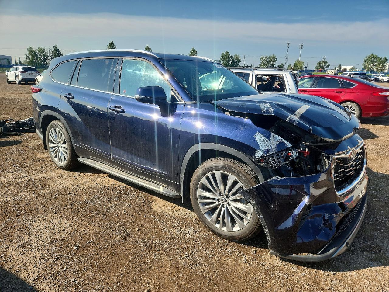 2022 Toyota Highlander Platinum - Фото 4