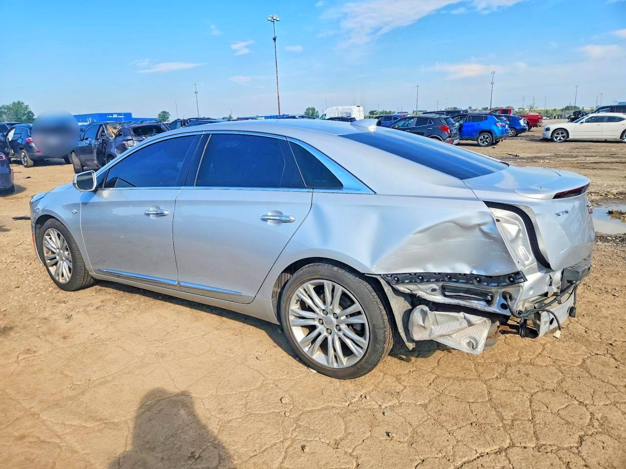 2019 Cadillac Xts Luxury - Image 2