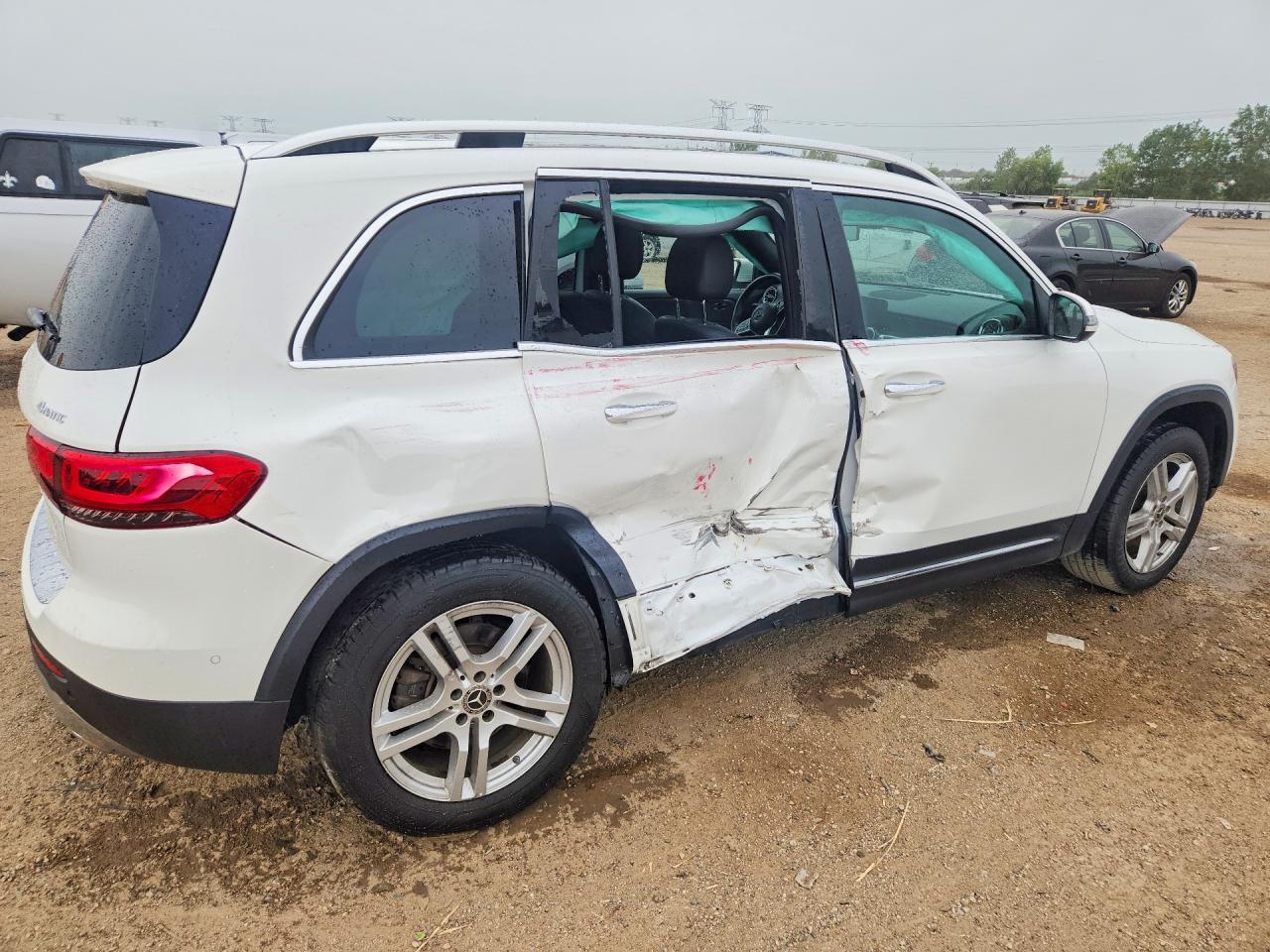 2022 Mercedes-Benz Glb 250 4Matic - Фото 3
