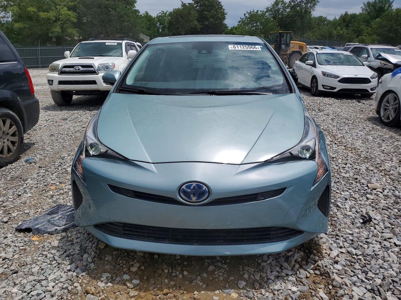 2017 Toyota Prius Three - Фото 5