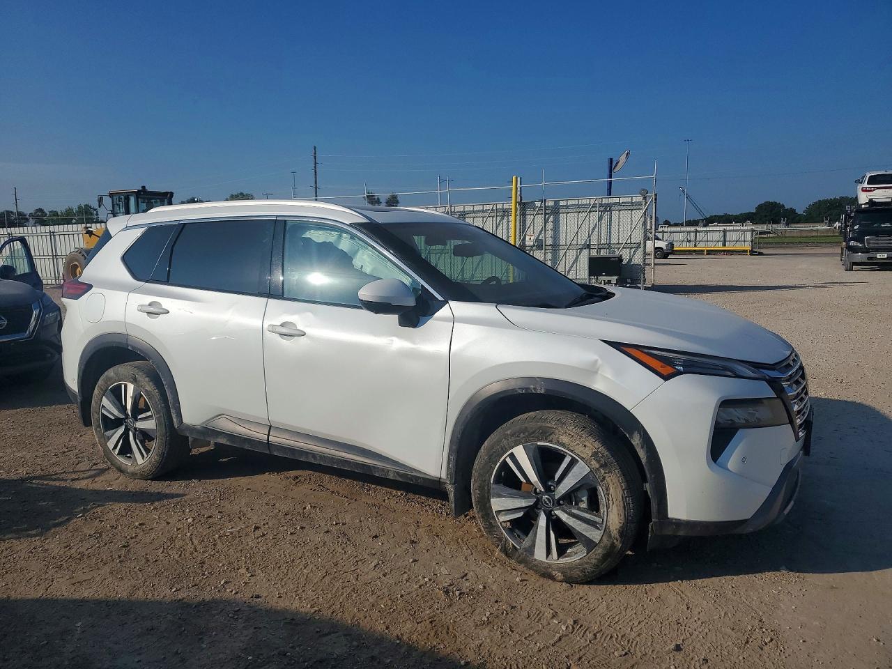 2024 Nissan Rogue Sl - Фото 4