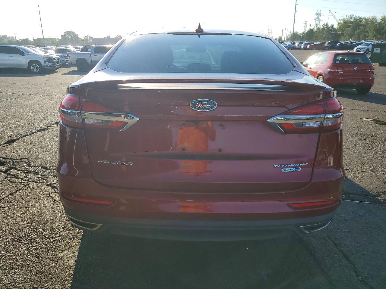 2019 Ford Fusion Titanium - Фото 6