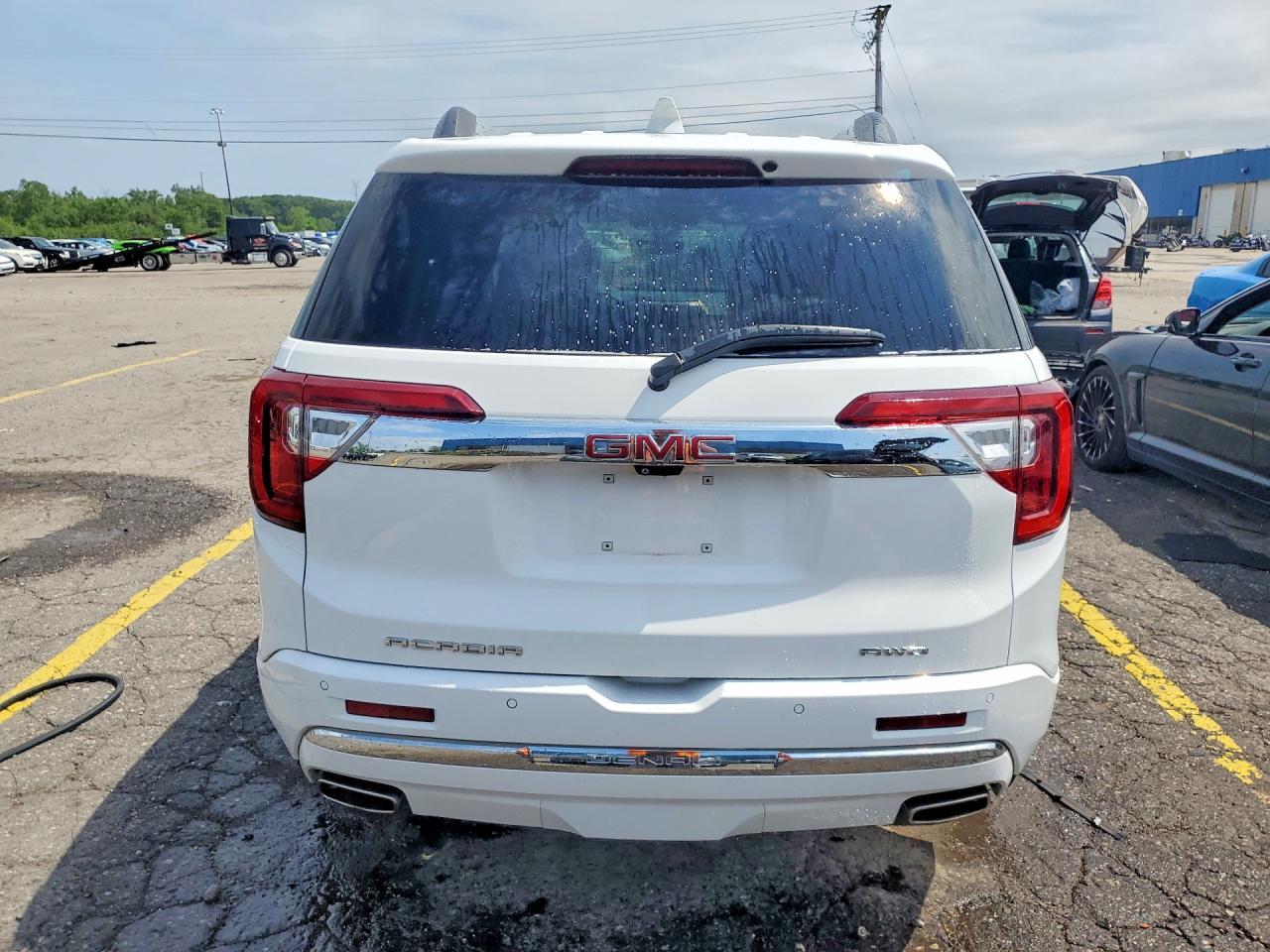 2021 GMC Acadia Denali - Фото 6