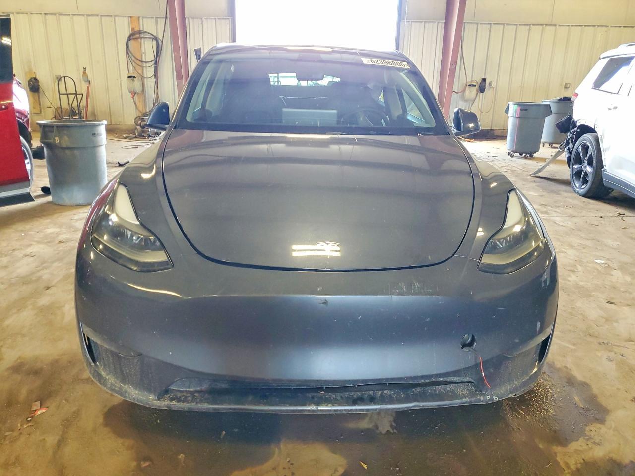 2023 Tesla Model Y - Фото 5