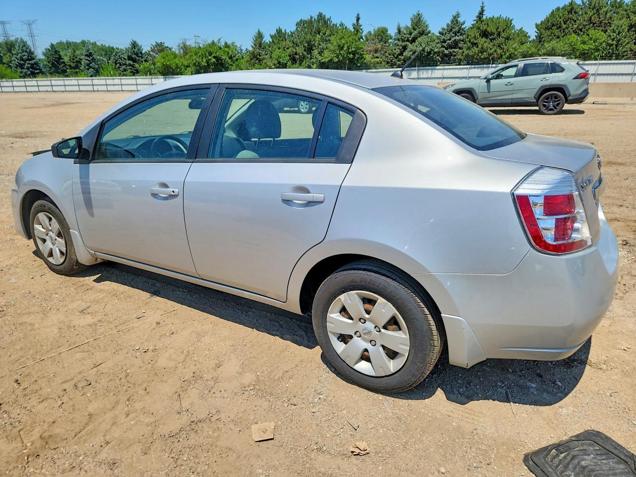 2012 Nissan Sentra 2.0 - Фото 2