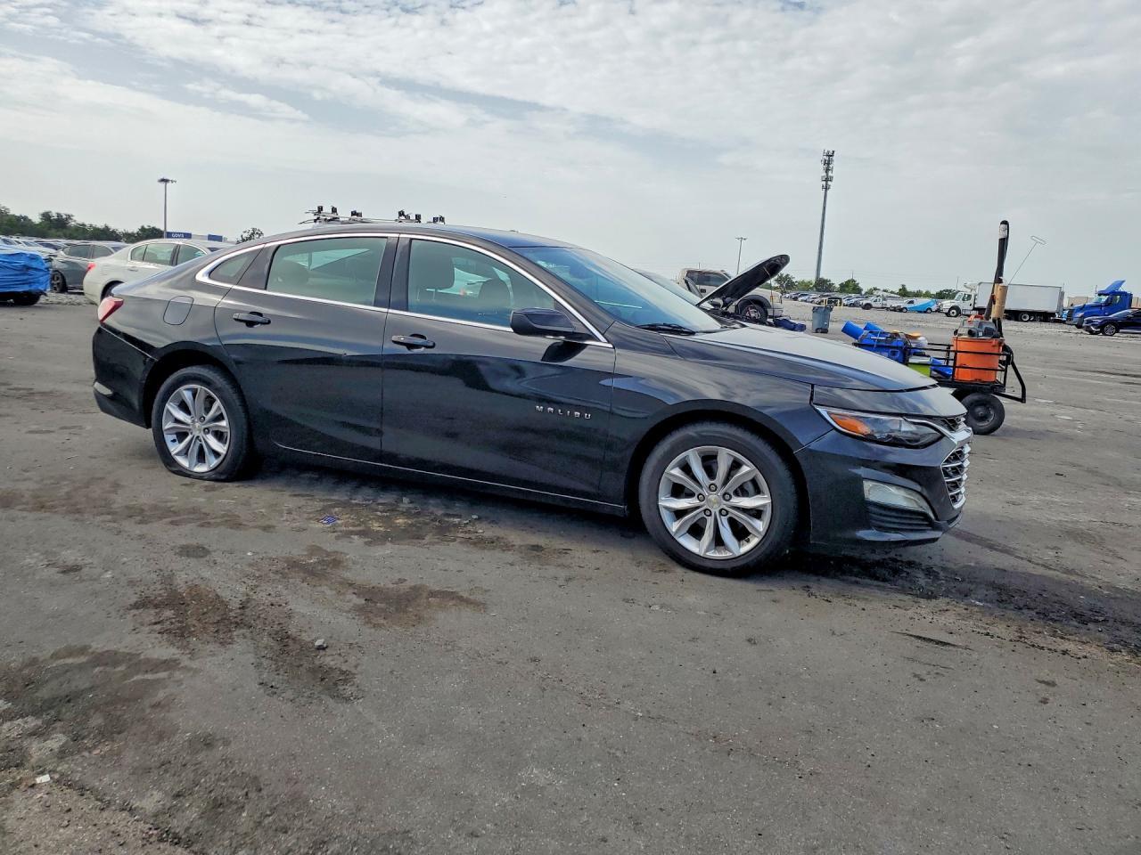 2022 Chevrolet Malibu Lt - Image 4