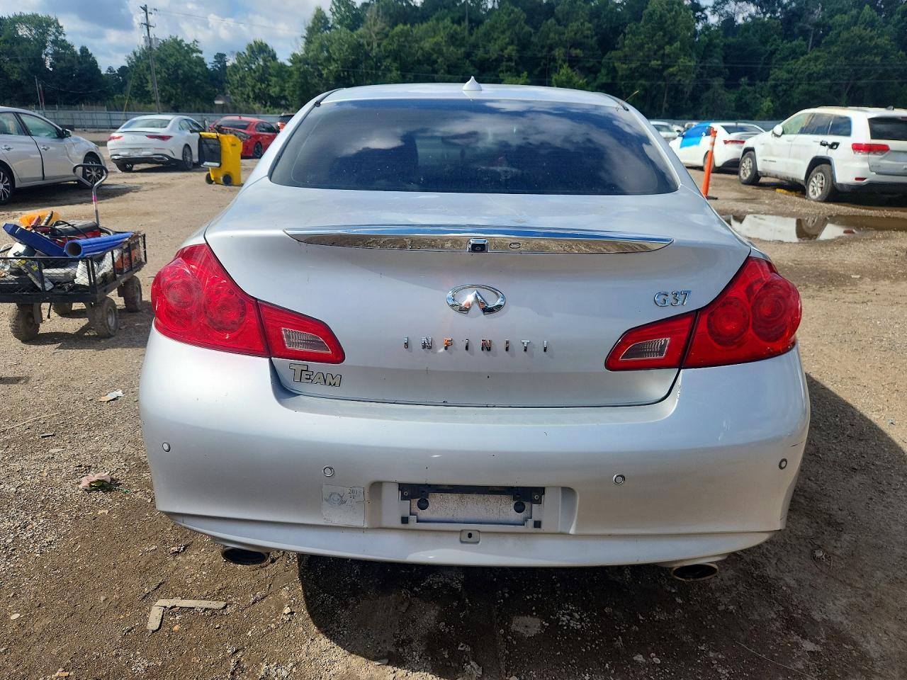 2011 Infiniti G37 Sedan Journey - Image 6