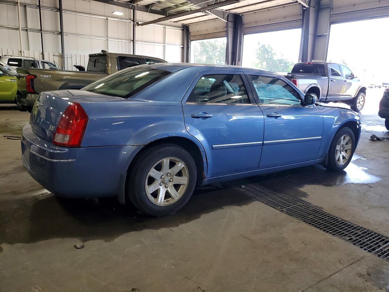 2007 Chrysler 300 Touring - Фото 3