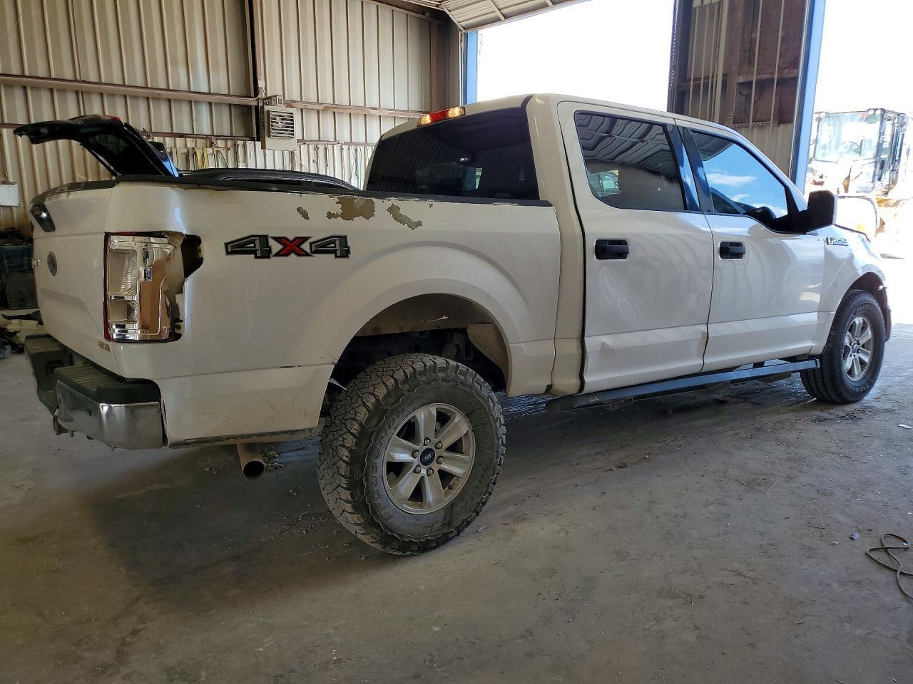 2017 Ford F150 Supercrew - Image 3