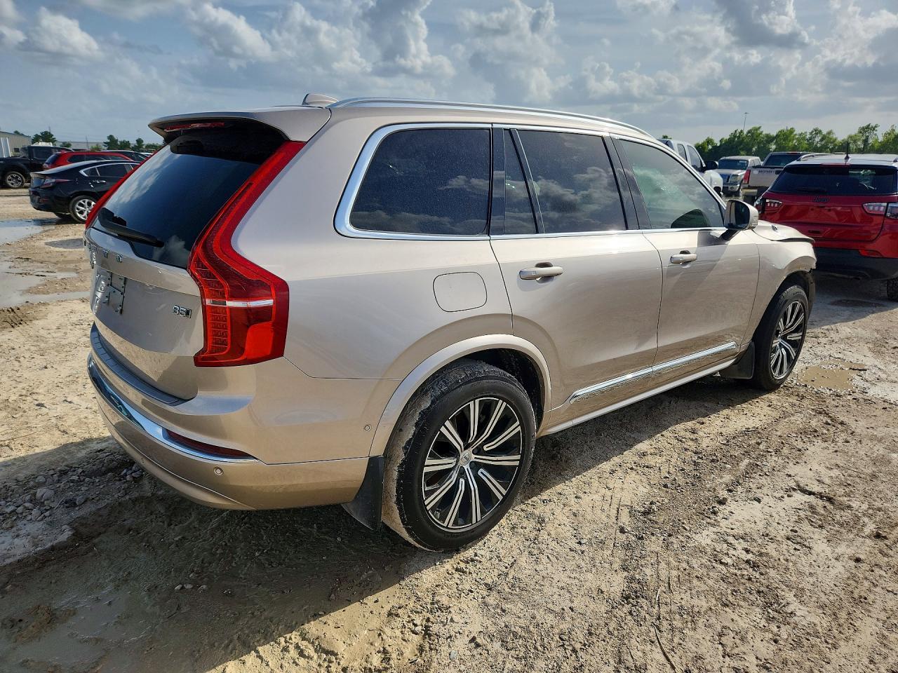 2024 Volvo Xc90 Plus - Image 3