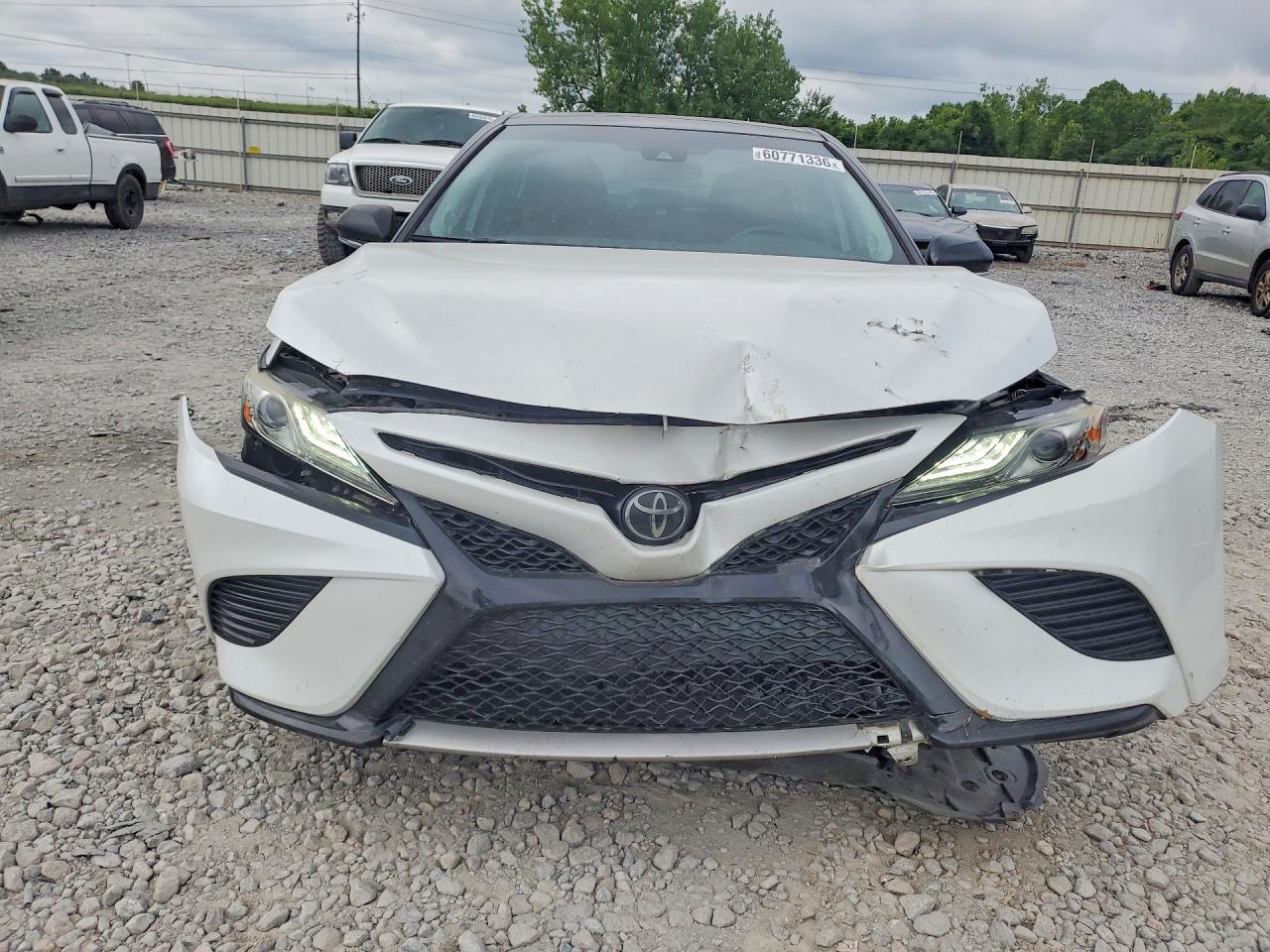 2019 Toyota Camry Xse - Фото 5