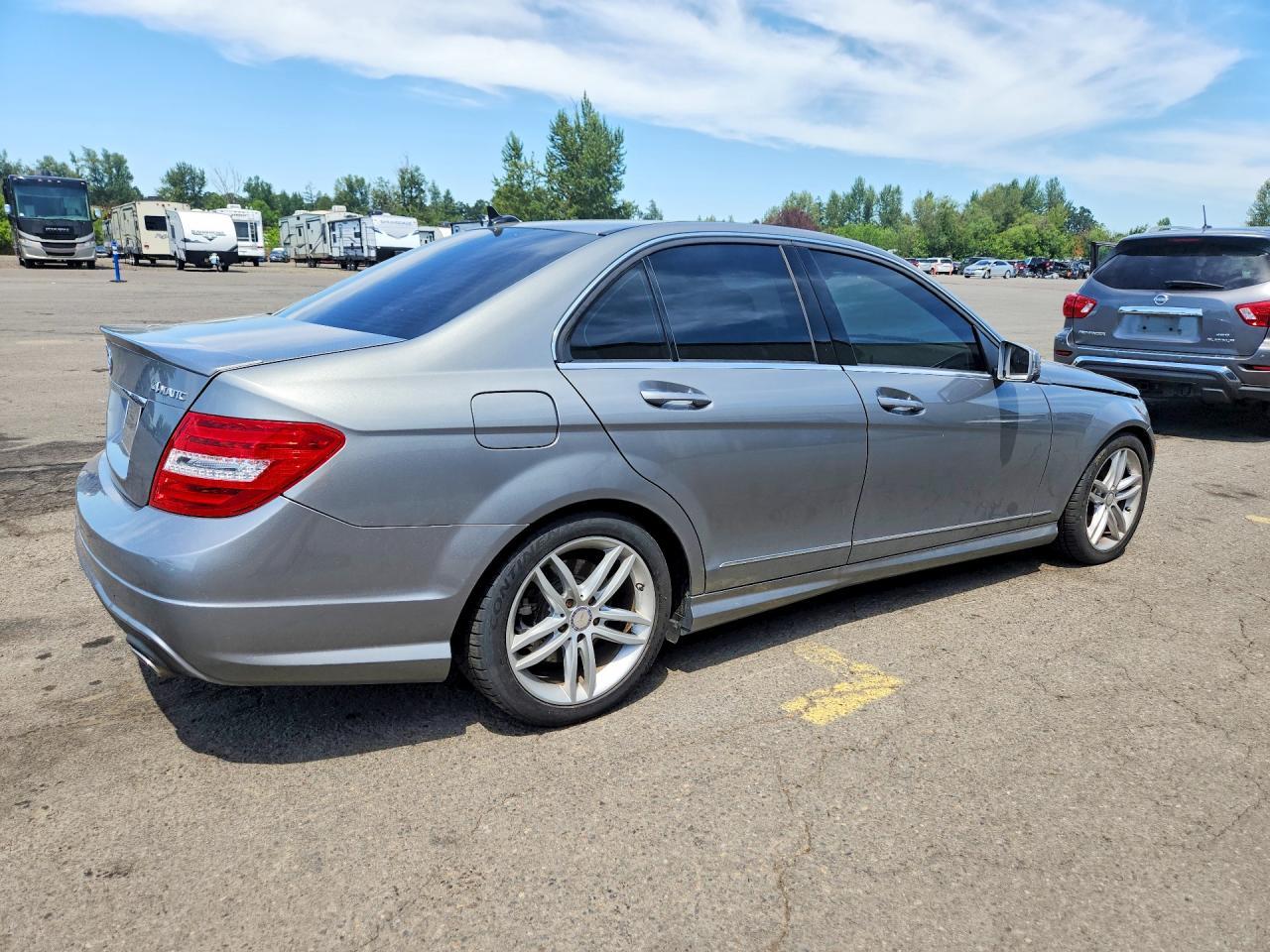 2013 Mercedes-Benz C 300 4Matic - Image 3
