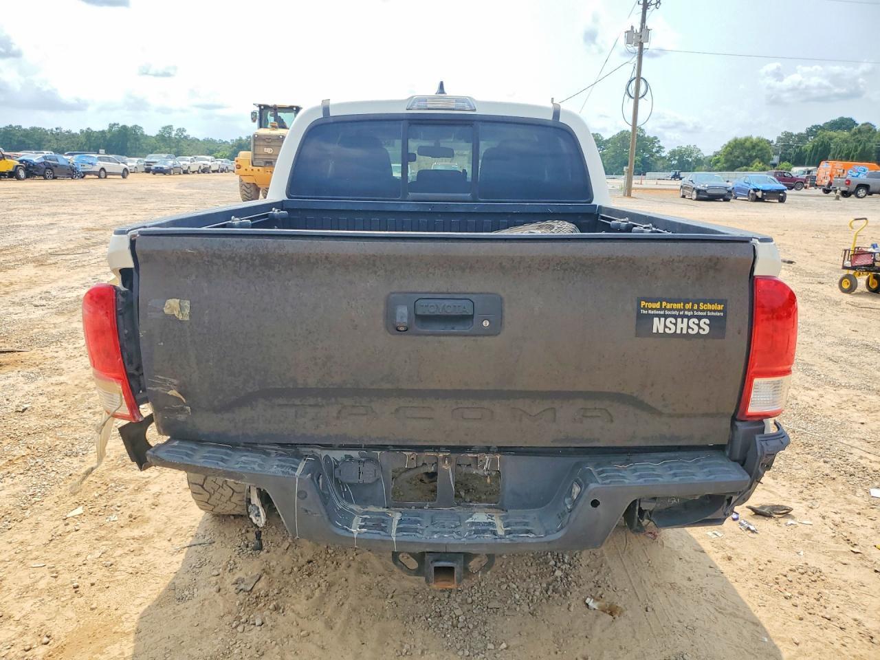 2017 Toyota Tacoma Sr5 V6 - Фото 6
