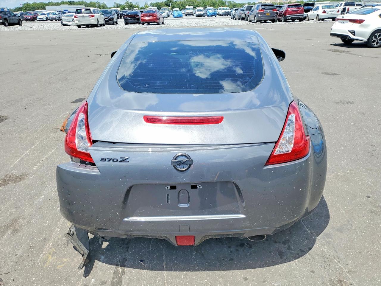 2016 Nissan 370Z Base - Image 6
