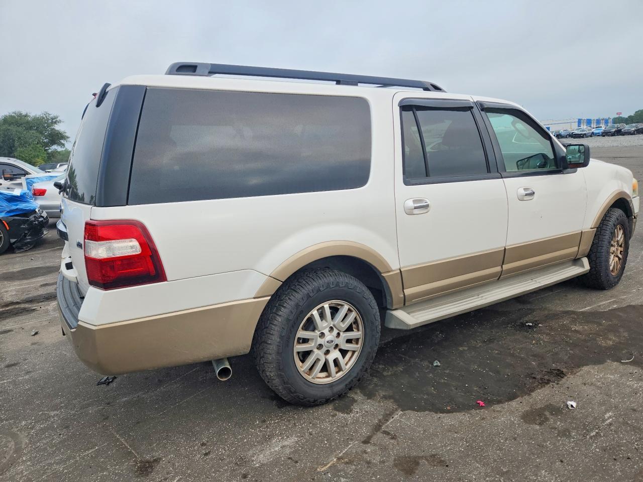 2012 Ford Expedition El Xlt - Фото 3