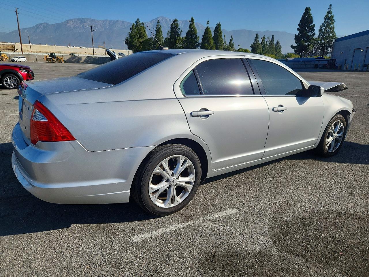 2012 Ford Fusion Se - Фото 3