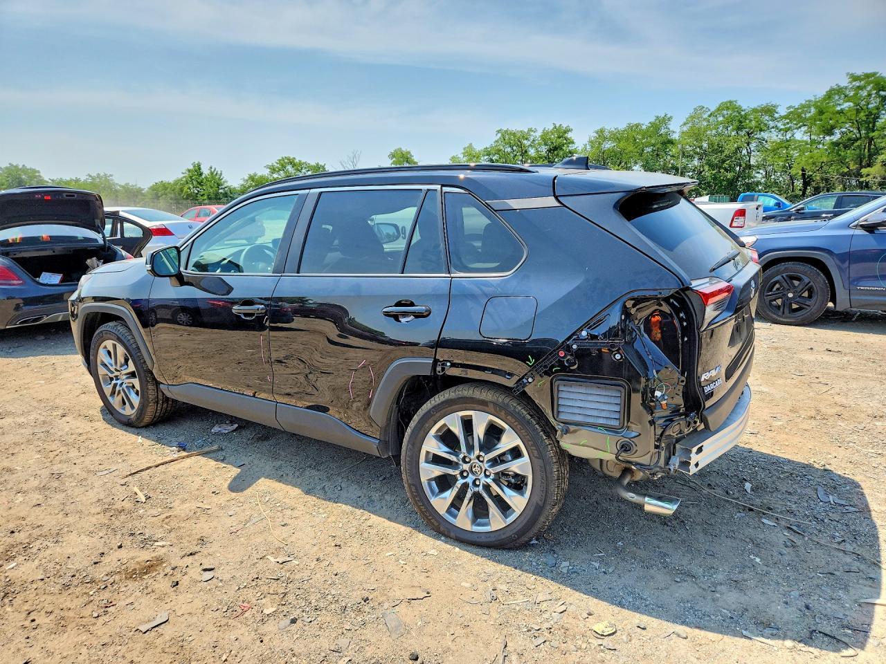 2025 Toyota Rav4 Xle Premium - Фото 2